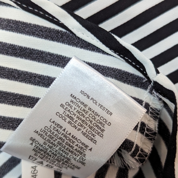 Express Large Black and White Striped Oversized Blouse Loose Fit Top Shirt - Picture 6 of 6